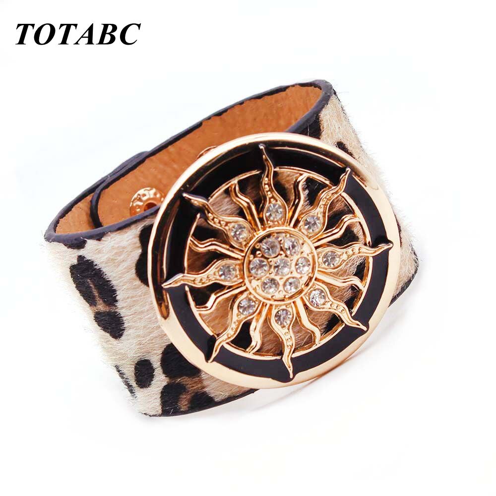 TOTABC Fashion Leopard Charm Leather Bracelets For Women Wristband  V Cuff Wrap Bracelets &amp; Bangles Femme Jewelry Gift