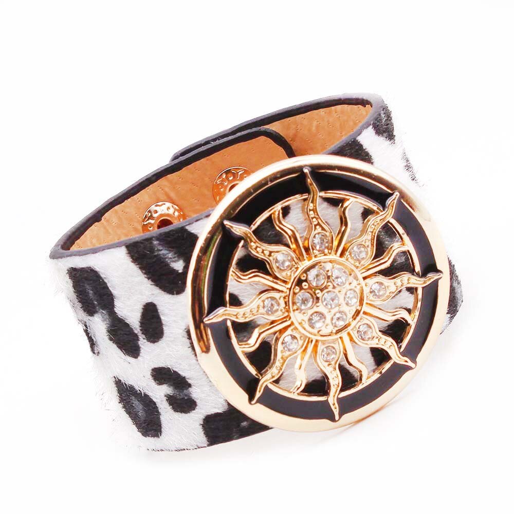 TOTABC Fashion Leopard Charm Leather Bracelets For Women Wristband  V Cuff Wrap Bracelets &amp; Bangles Femme Jewelry Gift