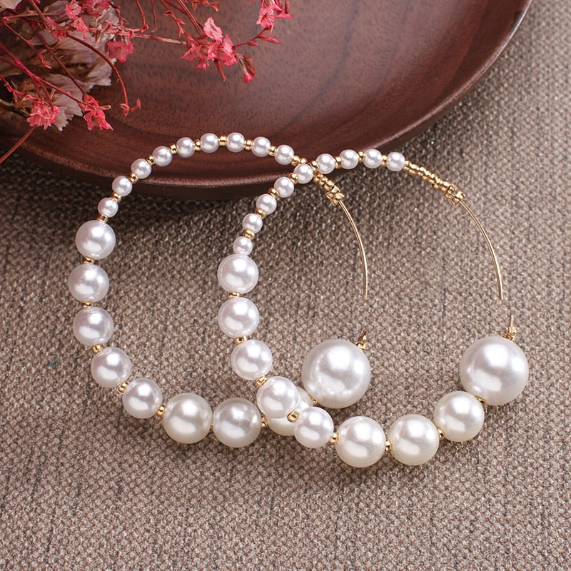 Simple Plain Gold Color Metal Pearl Hoop Earrings Fashion Big Circle Hoops Statement Earrings for Women Party Jewelry