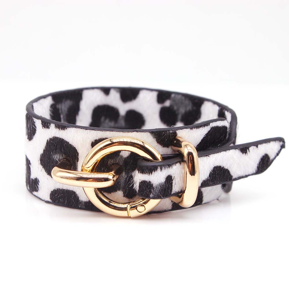 TOTABC Fashion Leopard Charm Leather Bracelets For Women Wristband  V Cuff Wrap Bracelets &amp; Bangles Femme Jewelry Gift