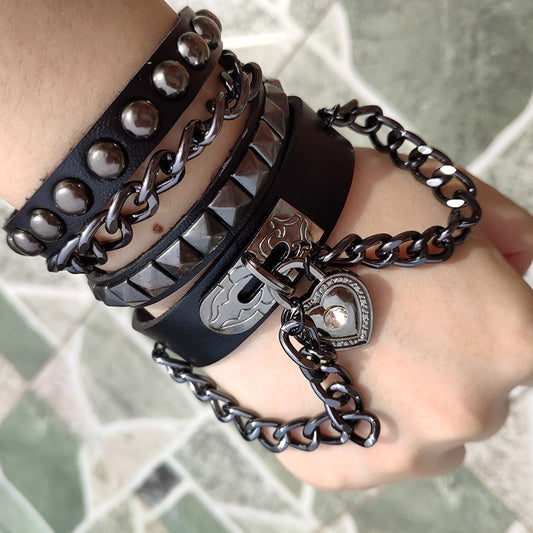 Love Bracelet Hot Punk Harajuku wristband  black PU Leather  bar Goth can be adjusted Heart Jewelry