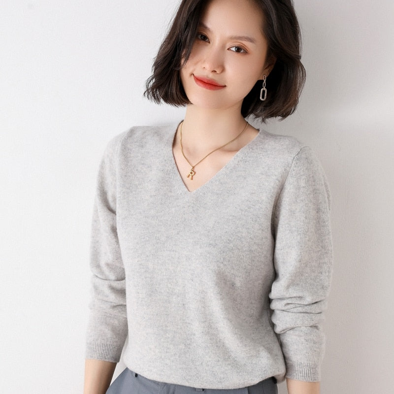 Off-Season Big Sale Autumn And Winter Women's 100% Pure Wool V-Neck Loose Pullover Sweater Basic Style All-Match Knitted Sweater