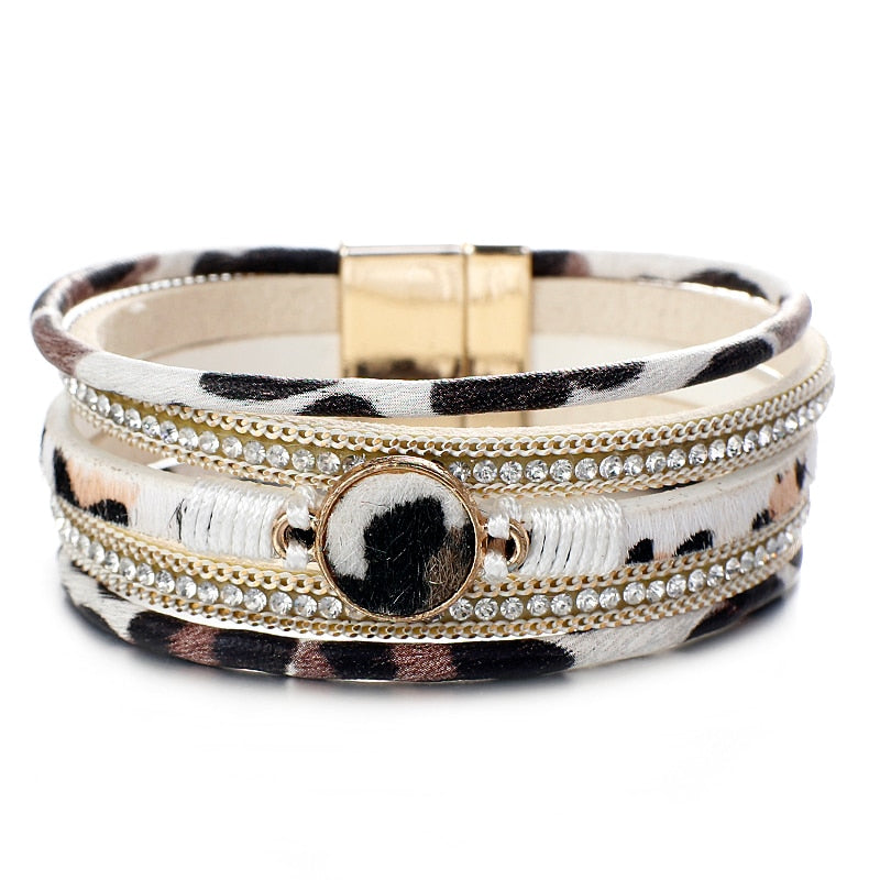 Amorcome Bohemian Round Charm Leopard Leather Bracelets for Women Crystal Wide Wrap Bracelet Fashion Bracelets &amp; Bangles Jewelry