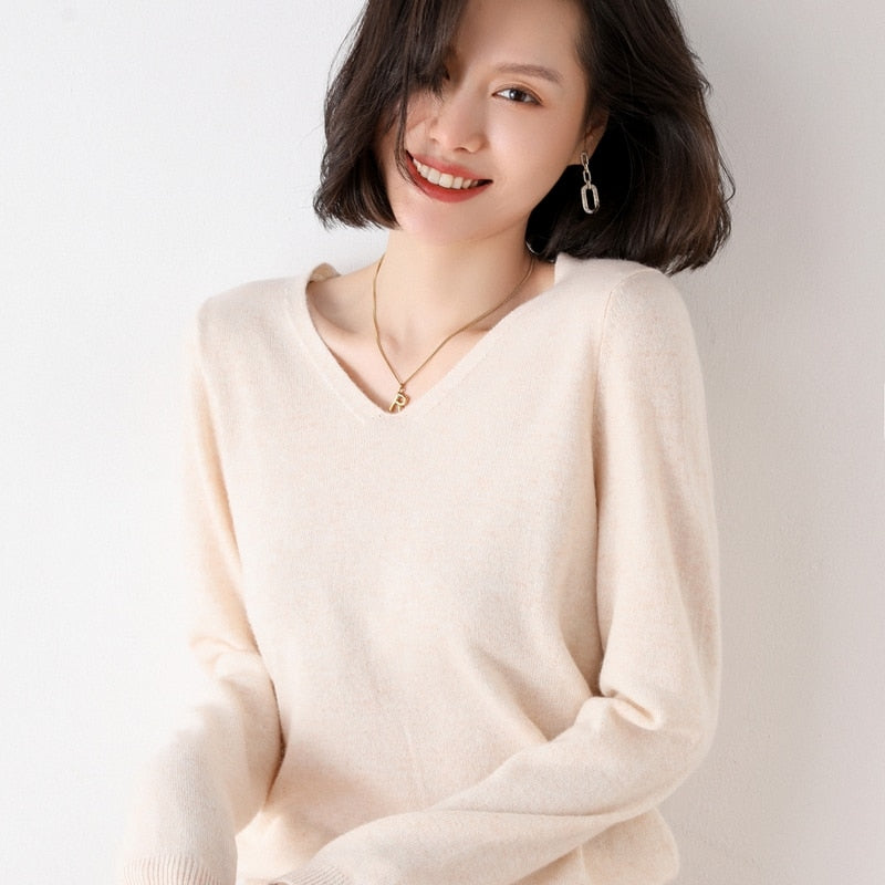 Off-Season Big Sale Autumn And Winter Women's 100% Pure Wool V-Neck Loose Pullover Sweater Basic Style All-Match Knitted Sweater